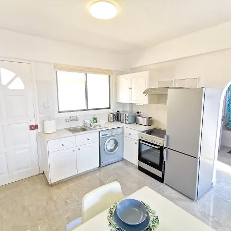 Bella Ciao Beach Apartment